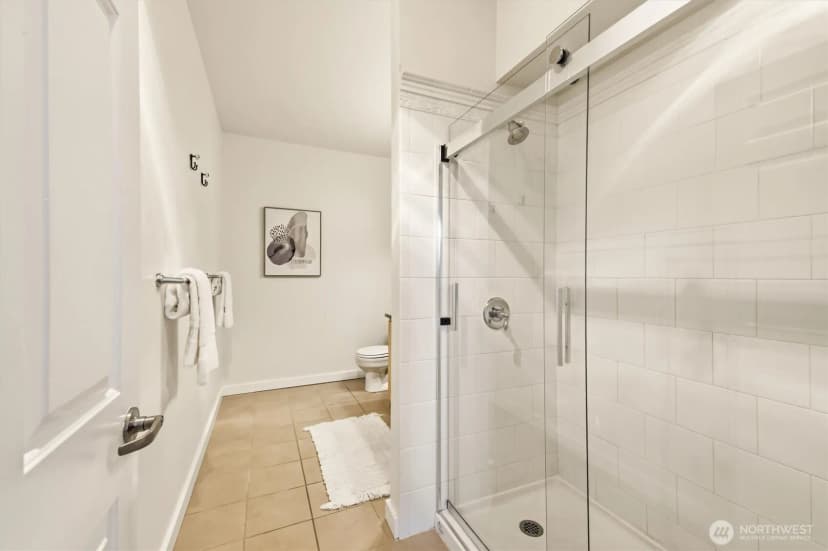 Property photo for 13301 Se 79th Place #c114, Newcastle photo 17