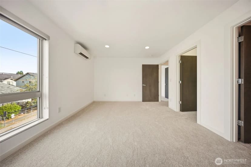 Property photo for 4767 35th Avenue S, Seattle photo 29