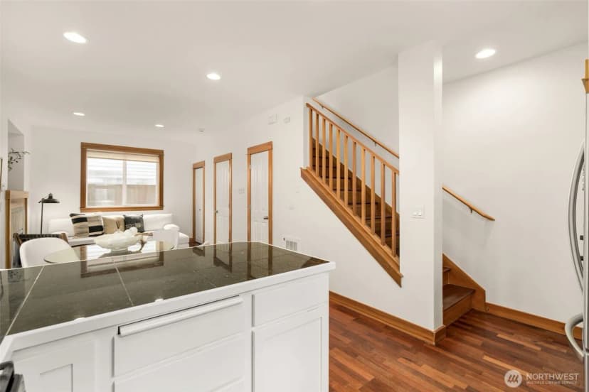 Property photo for 9121 23rd Avenue Ne, Seattle photo 11