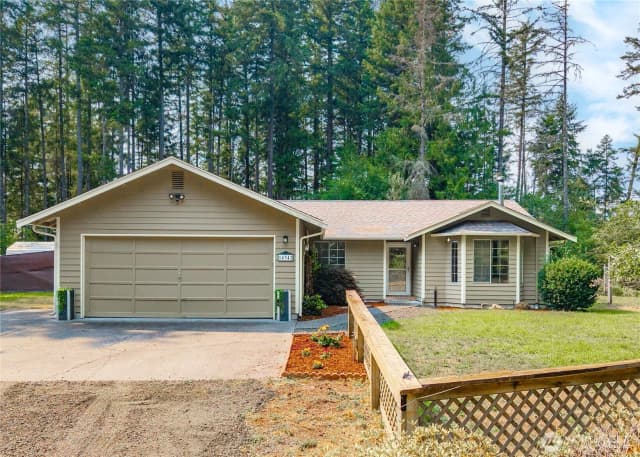 Property photo for 14342 Brandie Court Se, Yelm photo 2