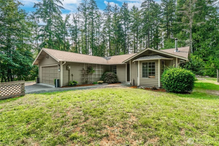 Property photo for 14342 Brandie Court Se, Yelm photo 3