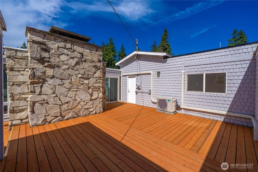 Property photo for 803 S 301st Place, Federal Way photo 15