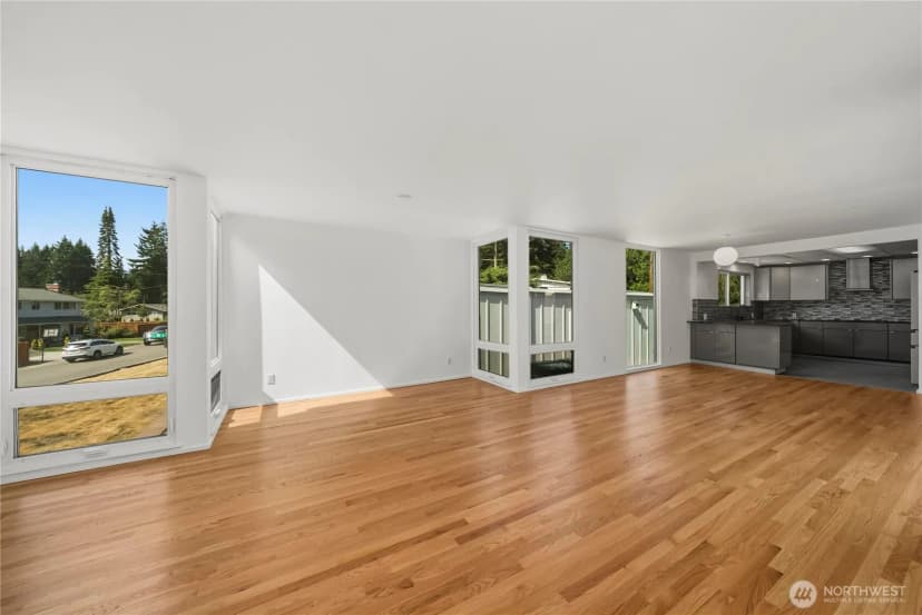 Property photo for 803 S 301st Place, Federal Way photo 30