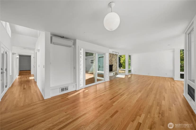 Property photo for 803 S 301st Place, Federal Way photo 11