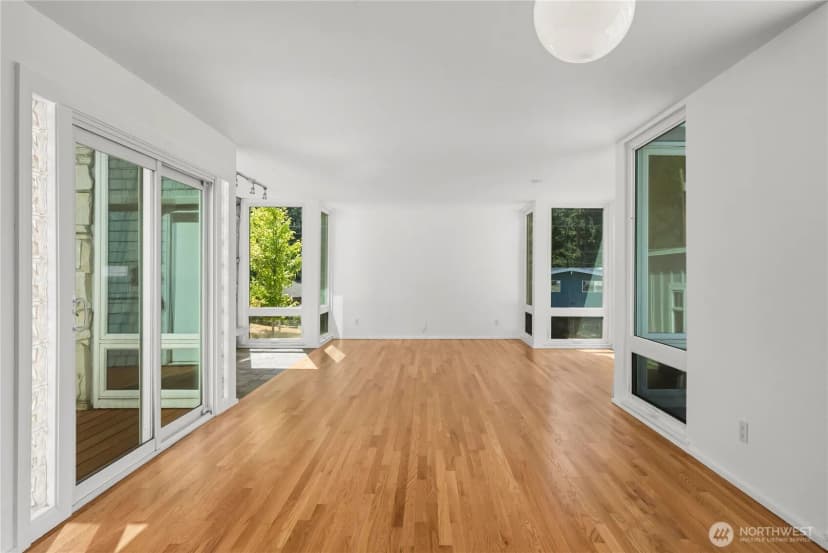 Property photo for 803 S 301st Place, Federal Way photo 12