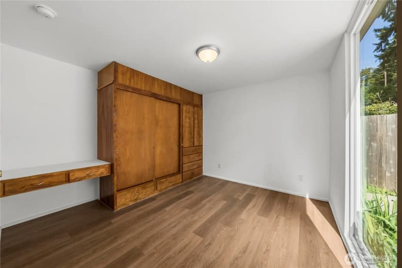 Property photo for 803 S 301st Place, Federal Way photo 29
