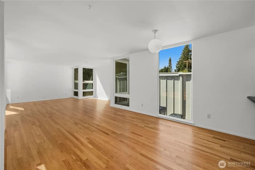 Property photo for 803 S 301st Place, Federal Way photo 13