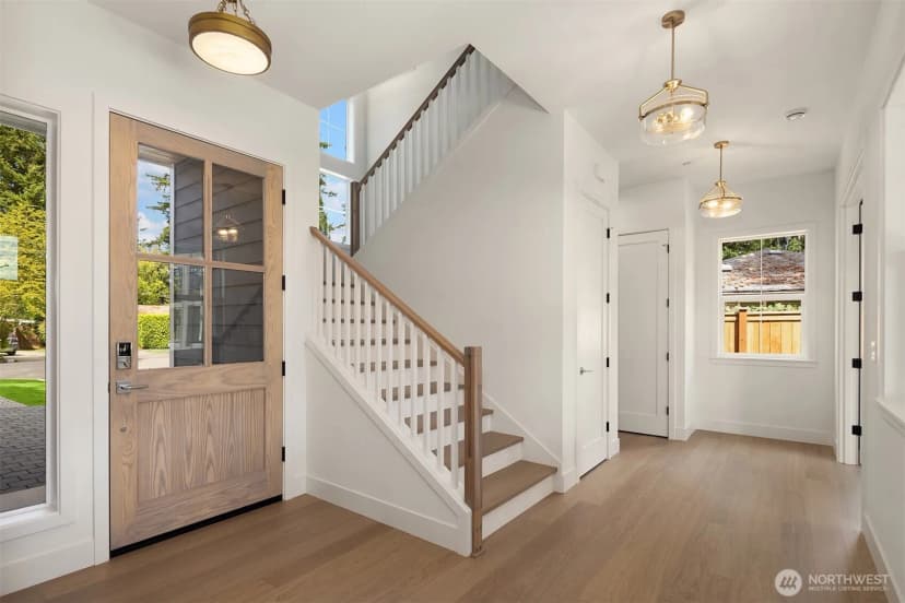 Property photo for 1632 167th Avenue Ne, Bellevue photo 15