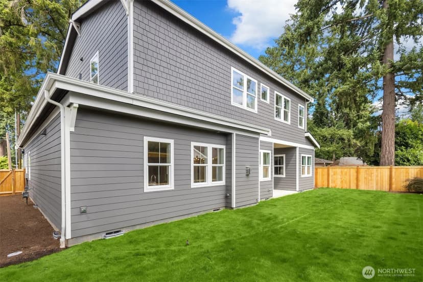 Property photo for 1632 167th Avenue Ne, Bellevue photo 37