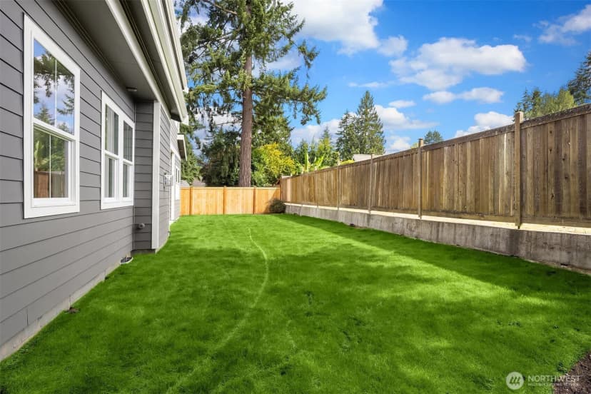 Property photo for 1632 167th Avenue Ne, Bellevue photo 36