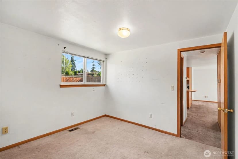 Property photo for 842 Sw 126th Street, Seattle photo 15