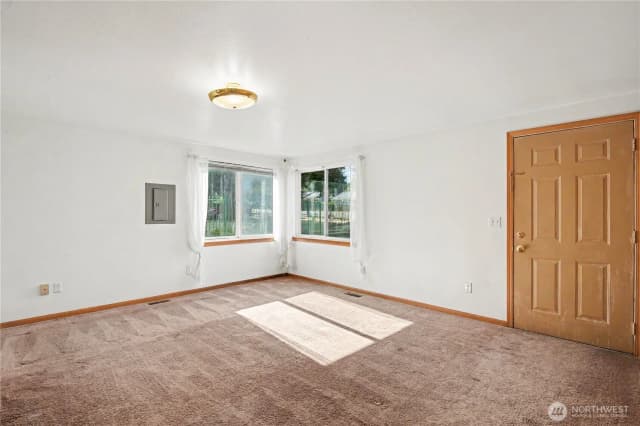 Property photo for 842 Sw 126th Street, Seattle photo 5