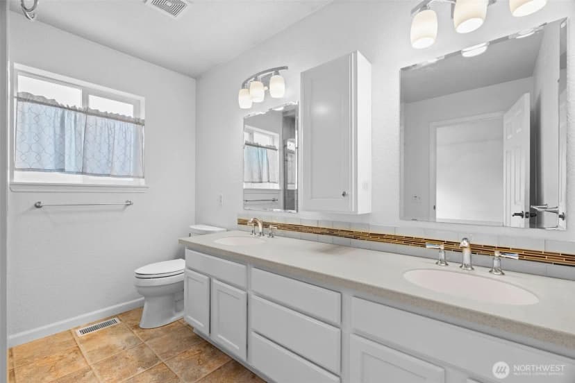 Property photo for 4506 Seville Drive Se, Lacey photo 26