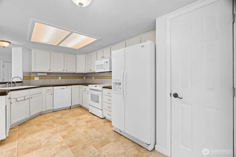 Property photo for 4506 Seville Drive Se, Lacey photo 15