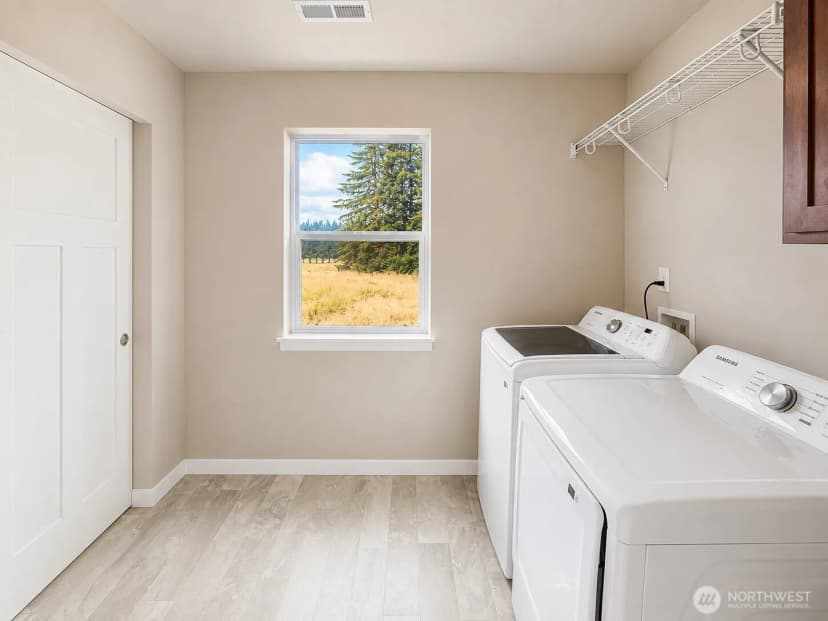 Property photo for 2925 75th Avenue Sw, Tumwater photo 14