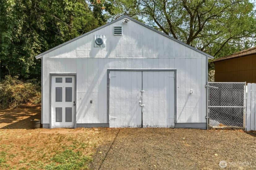Property photo for 801 S 4th Avenue, Walla Walla photo 16