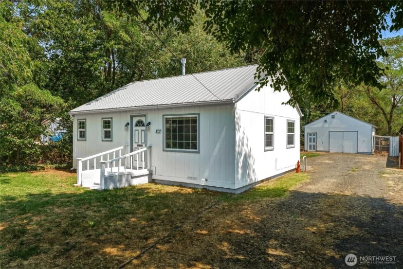 Property photo for 801 S 4th Avenue, Walla Walla photo 2