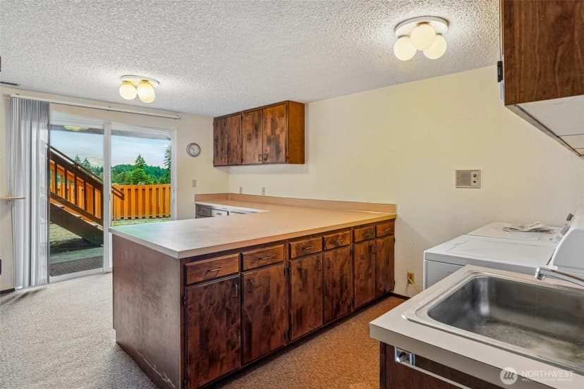 Property photo for 1027 Crestwood Lane, Fircrest photo 12