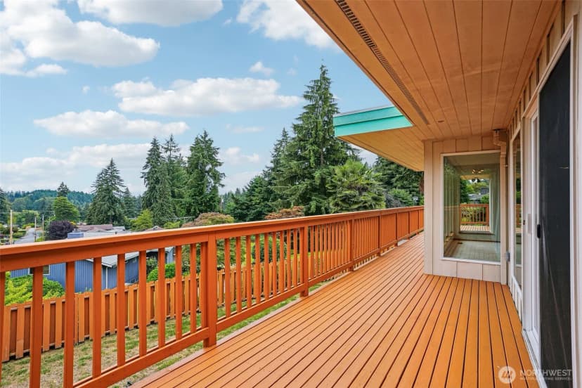 Property photo for 1027 Crestwood Lane, Fircrest photo 32