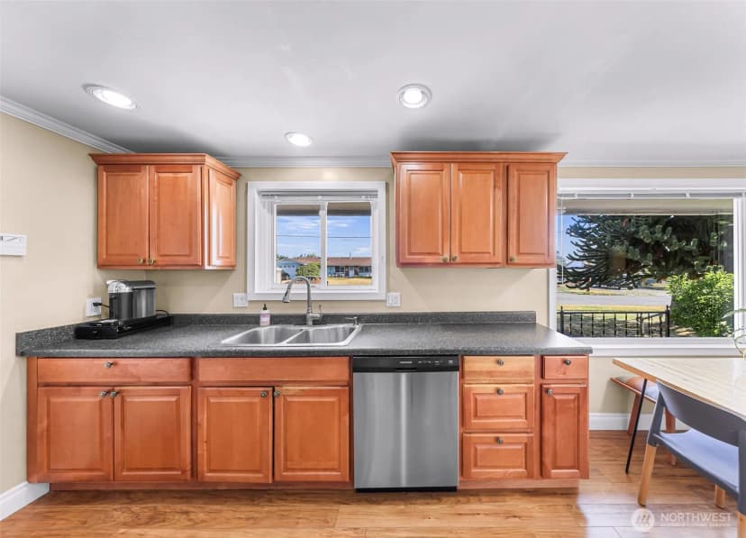 Property photo for 1505 39th Street, Anacortes photo 15
