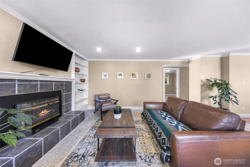 Property photo for 1505 39th Street, Anacortes photo 8