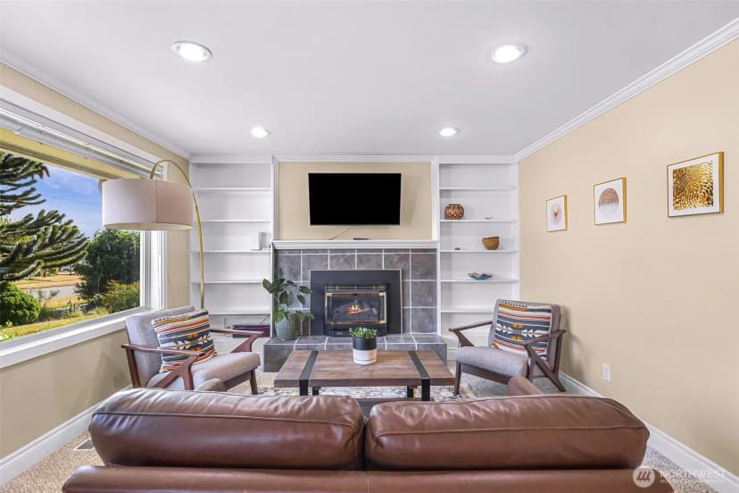 Property photo for 1505 39th Street, Anacortes photo 6