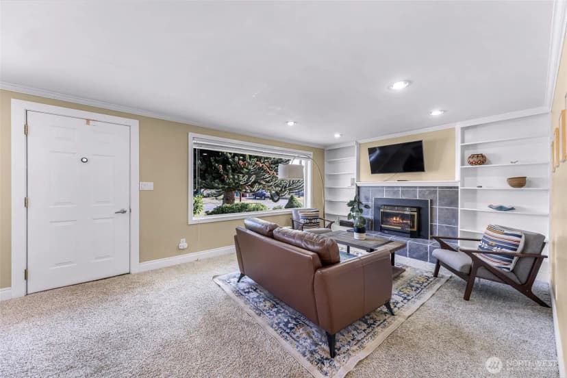 Property photo for 1505 39th Street, Anacortes photo 7