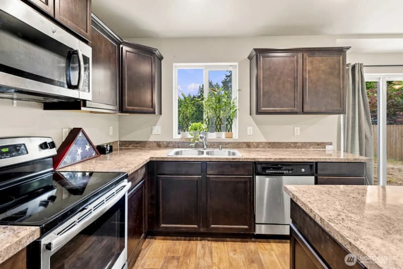 Property photo for 2315 Se Kelby Circle, Port Orchard photo 7