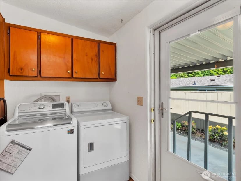 Property photo for 17235 119th Avenue Ne, Bothell photo 11