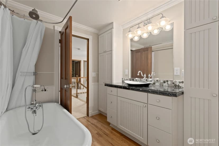 Property photo for 3500 Ne 162nd Street, Lake Forest Park photo 21