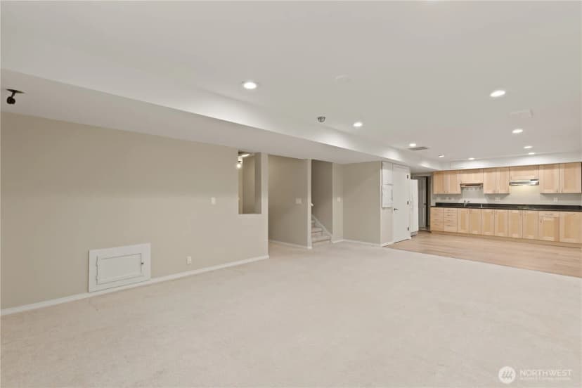 Property photo for 3500 Ne 162nd Street, Lake Forest Park photo 24