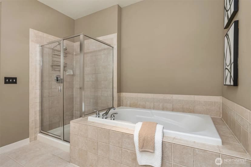 Property photo for 1117 Ne Katsura Street, Issaquah photo 24