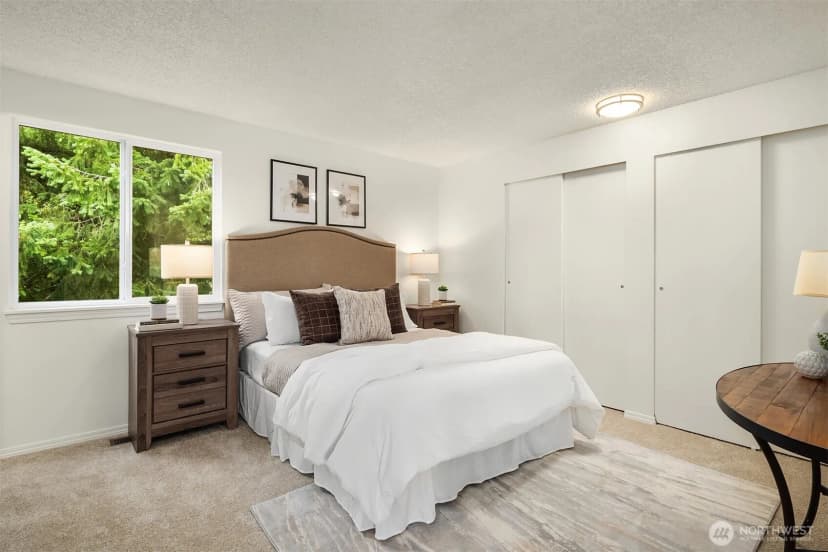 Property photo for 21006 Ne 18th Place, Sammamish photo 15