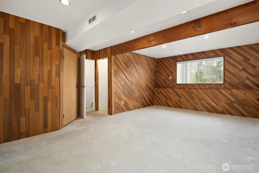 Property photo for 21006 Ne 18th Place, Sammamish photo 23