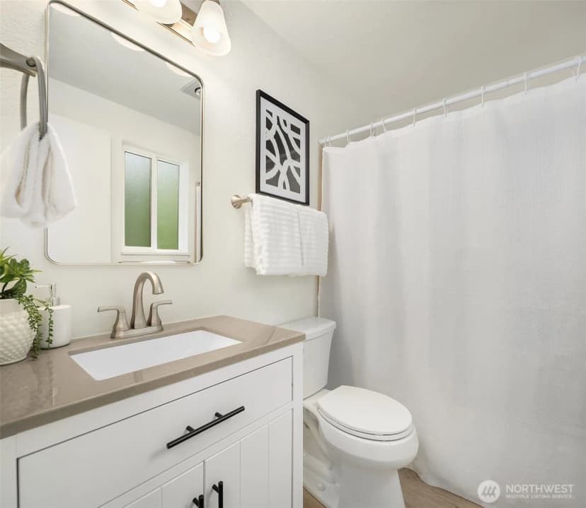 Property photo for 21006 Ne 18th Place, Sammamish photo 18