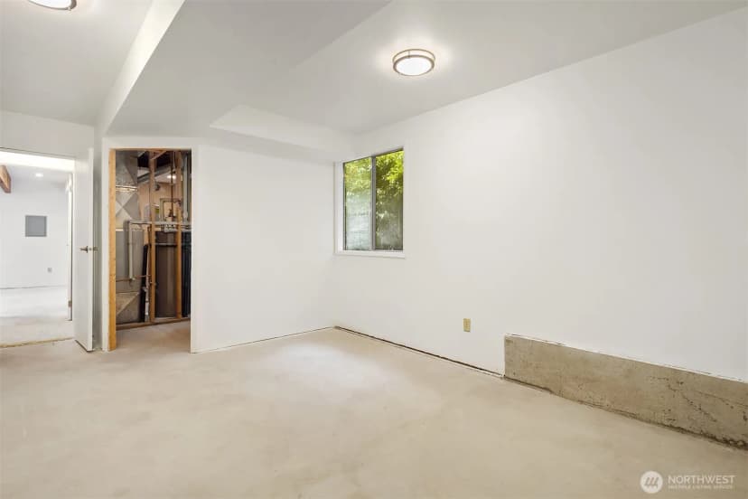 Property photo for 21006 Ne 18th Place, Sammamish photo 24