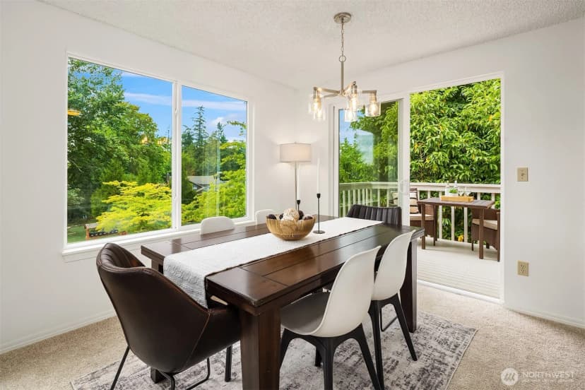 Property photo for 21006 Ne 18th Place, Sammamish photo 8