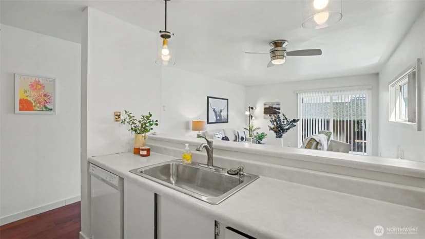 Property photo for 17431 Ambaum Boulevard S #d2, Burien photo 11