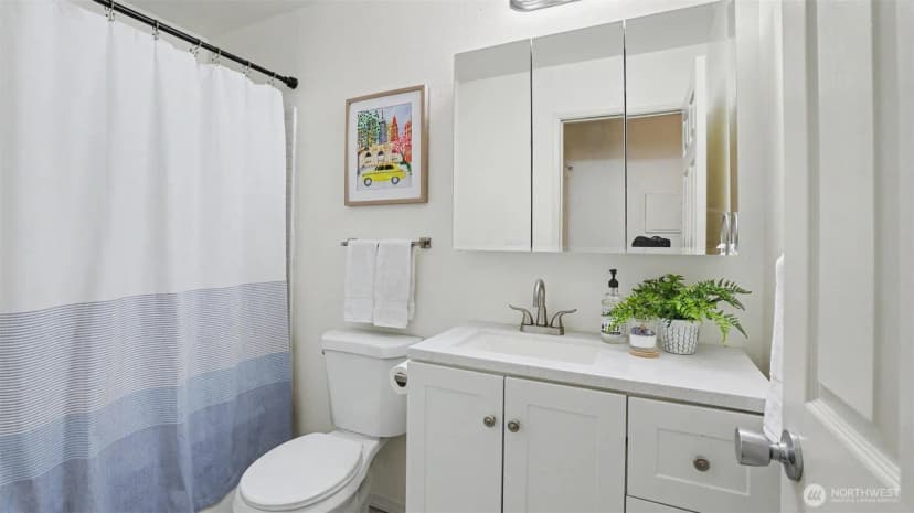 Property photo for 17431 Ambaum Boulevard S #d2, Burien photo 16