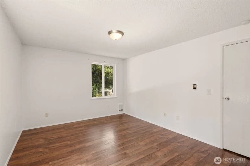 Property photo for 4601 Grandview Drive W #r317, University Place photo 14