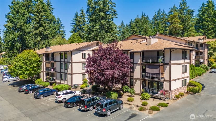 Property photo for 4601 Grandview Drive W #r317, University Place photo 31
