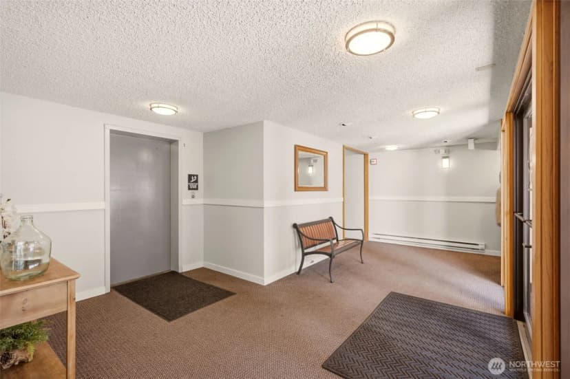 Property photo for 4601 Grandview Drive W #r317, University Place photo 22