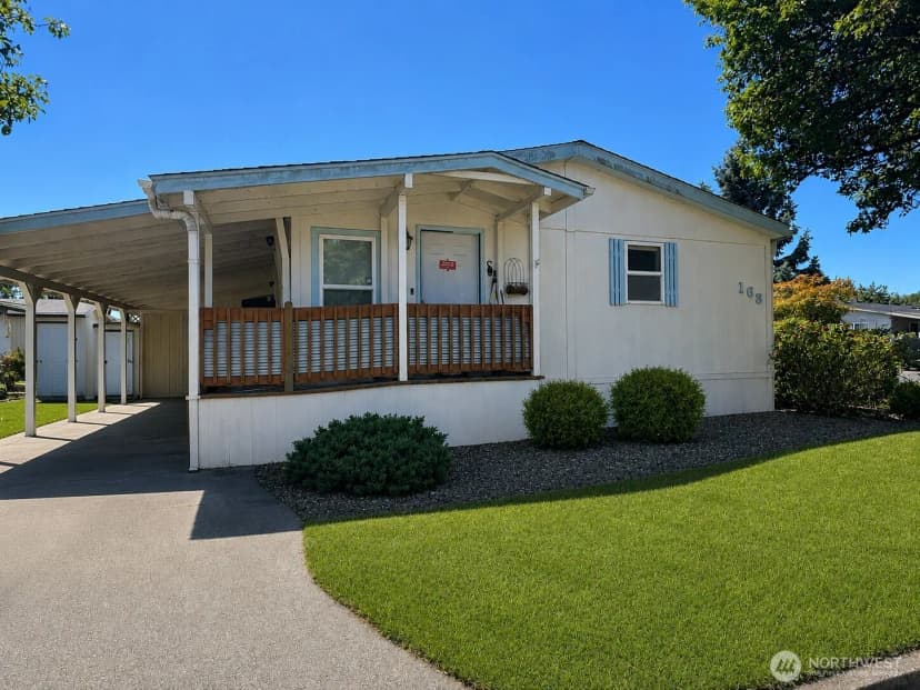 Property photo for 163 Blue Heron Drive, Longview