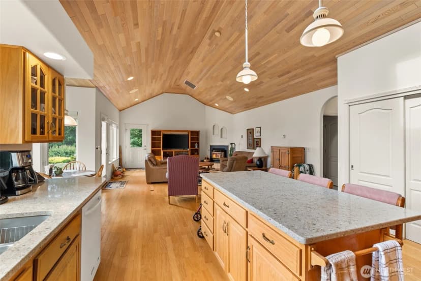 Property photo for 30 Se Dawnview Crest, Shelton photo 12