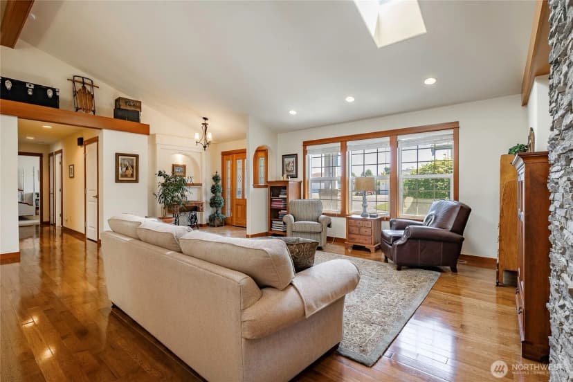 Property photo for 8255 Snohomish Road, Blaine photo 8