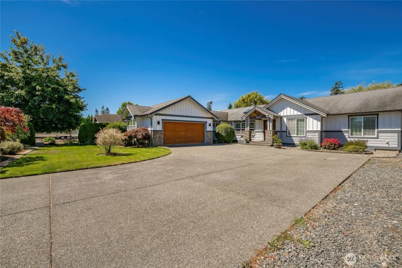 Property photo for 8255 Snohomish Road, Blaine