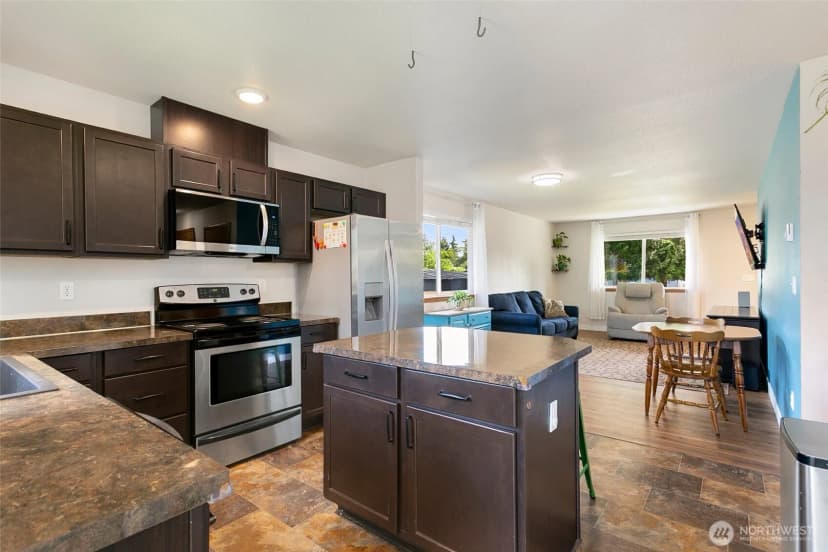 Property photo for 22207 126th Street E, Bonney Lake photo 7