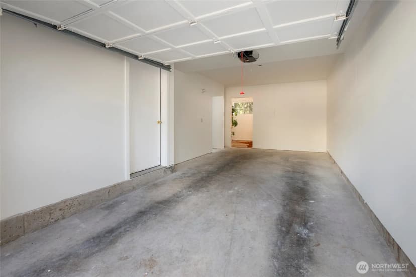 Property photo for 604 122nd Avenue Ne #3, Bellevue photo 24