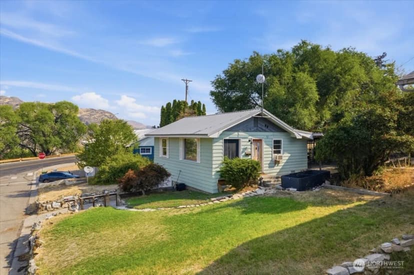 Property photo for 807 Birch Street, Coulee Dam photo 4