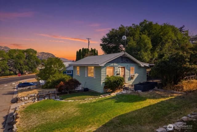 Property photo for 807 Birch Street, Coulee Dam photo 3